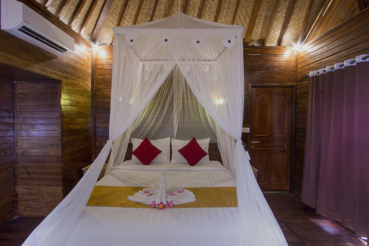 Amora Hut'S Lembongan Buitenkant foto