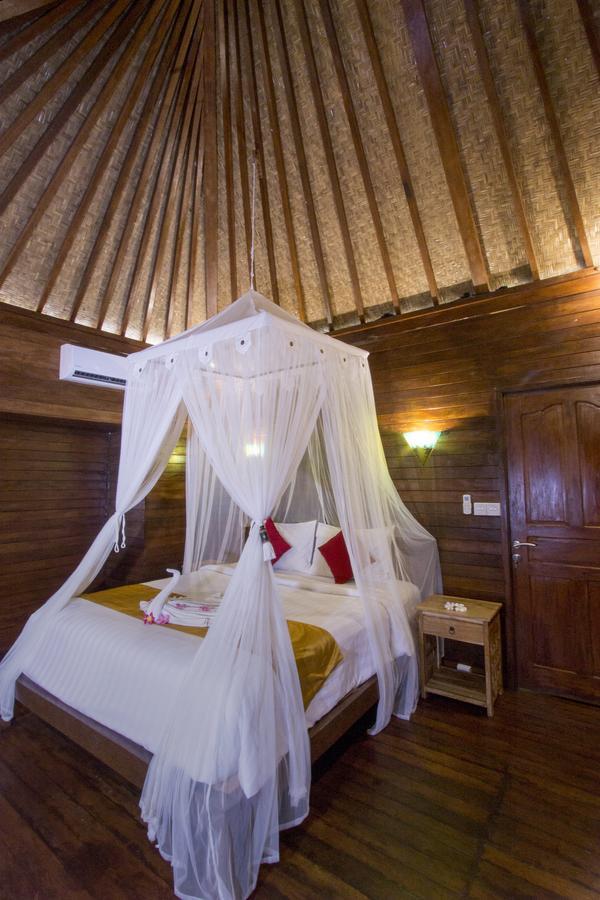 Amora Hut'S Lembongan Buitenkant foto