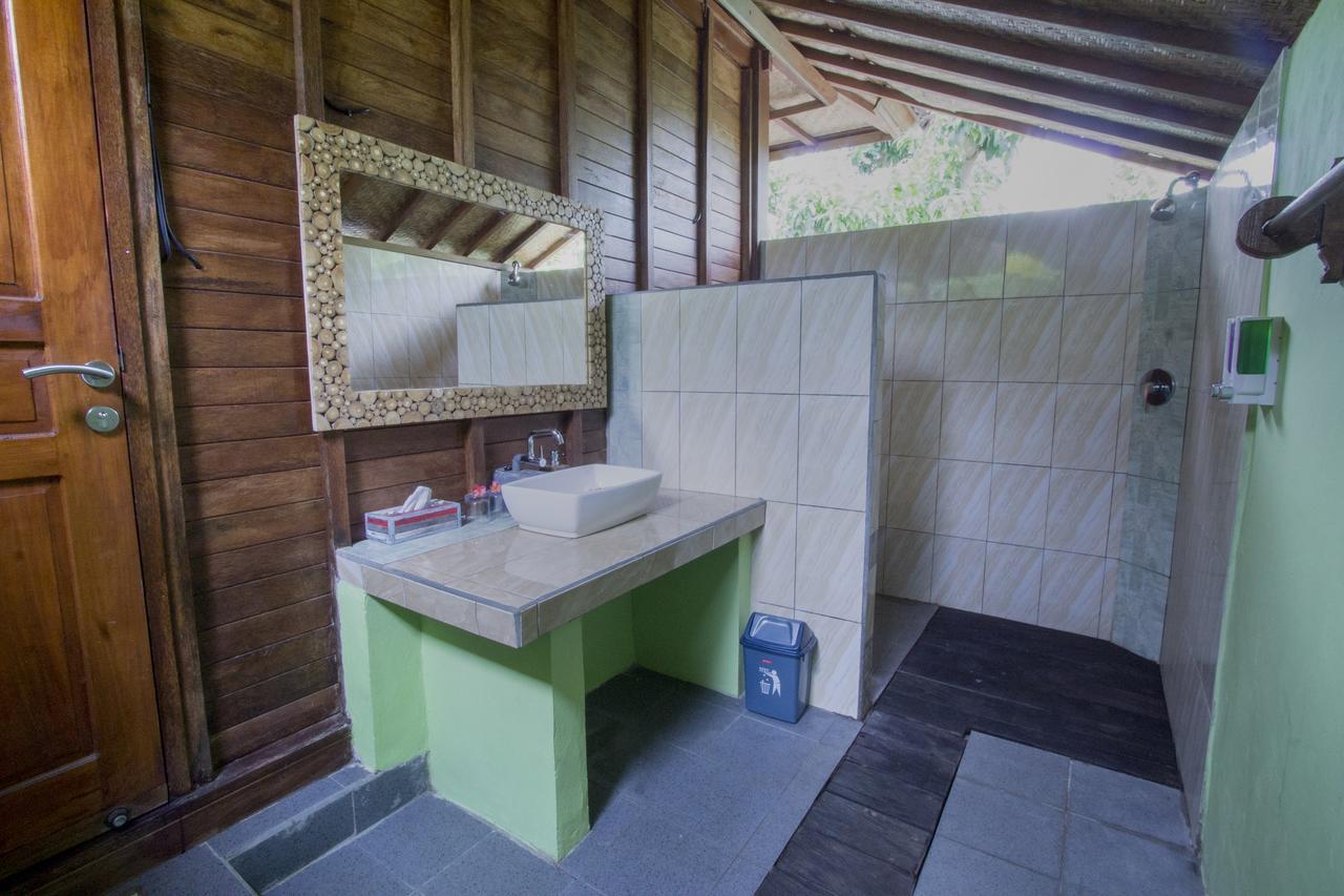 Amora Hut'S Lembongan Buitenkant foto